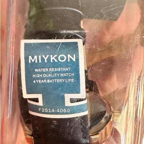 Miykon Water Resistant Watch New - Picture 4 of 4